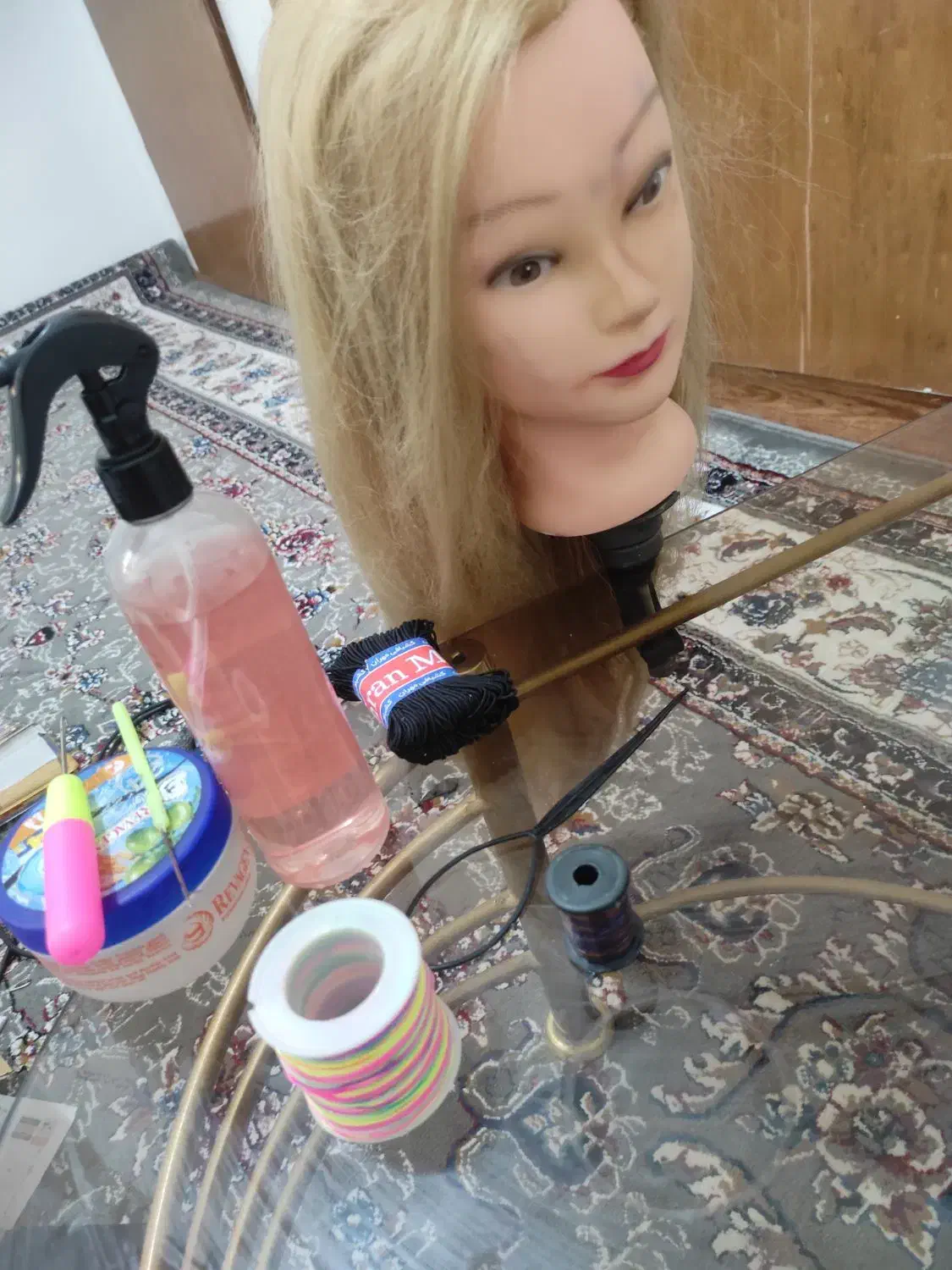 کله مانکن وسایل بافت مو|آرایشگاه و سالن‌های زیبایی|صدرا-فارس, فاز ۱|دیوار