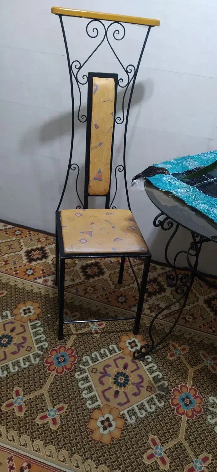 میز و صندلی آشپزخانه فرفوژه|میز و صندلی غذاخوری|خمینیشهر, |دیوار