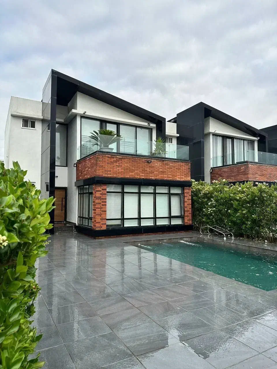 ویلا دوبلکس استخردار شهرک سنگ فرش یک تیپ|فروش خانه و ویلا|نور, |دیوار