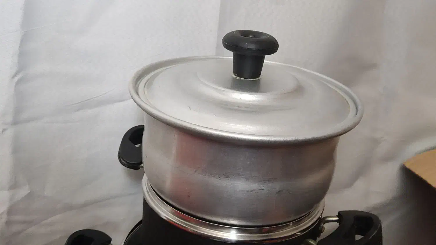 قابلمه|ظروف پخت‌وپز|اراک, |دیوار