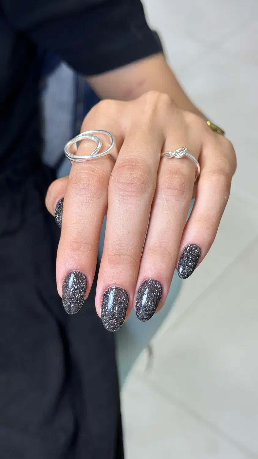 خدمات و آموزش کاشت ناخن|خدمات آرایشگری و زیبایی|بندرعباس, |دیوار