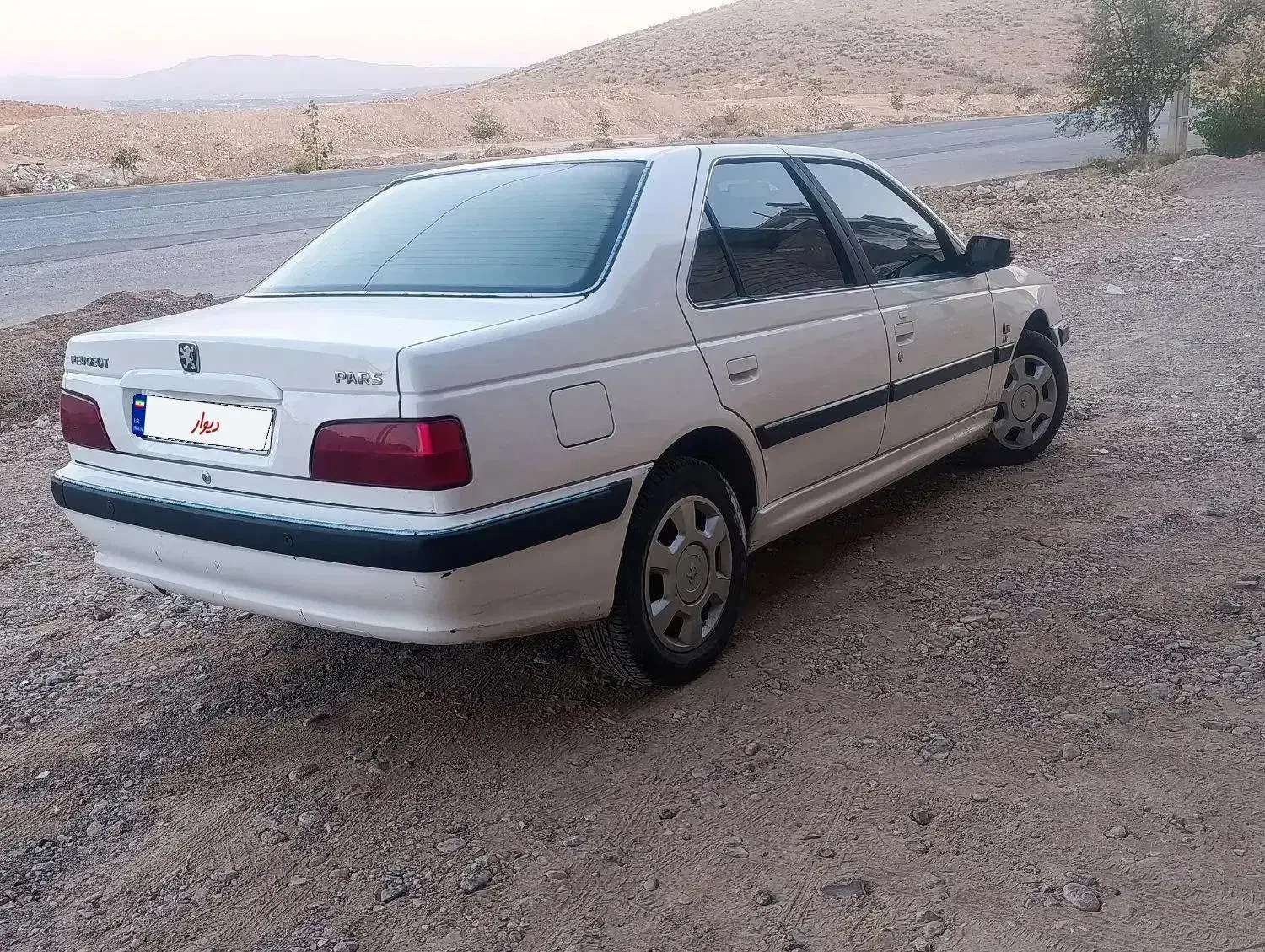 پژوپارس تیوفایو  مدل ۴۰۰ کم کارخونگی زاپاس قفل|خودرو سواری و وانت|فسا, |دیوار