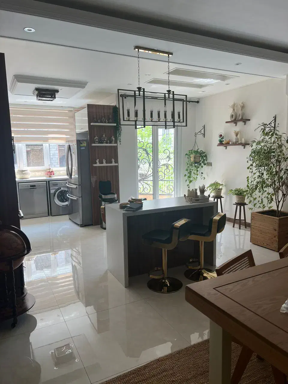 ۱۰۷ متر پنج ساله به قیمت|فروش آپارتمان|تهران, ظفر|دیوار