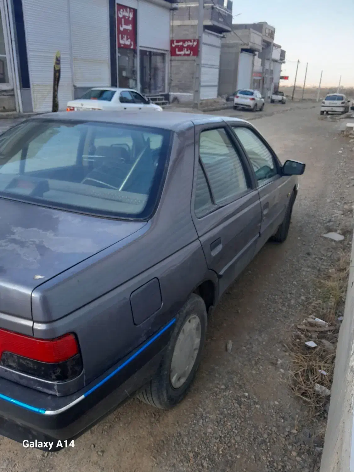 پژو ۴۰۵|خودرو سواری و وانت|همدان, |دیوار