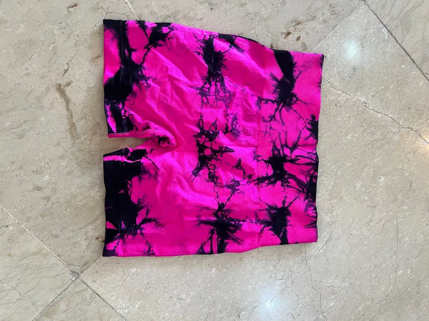 لباس ورزشی زنانه|لباس|تهران, شمسآباد|دیوار