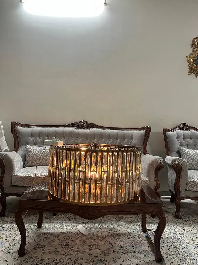 لوستر شیک نو|لوستر و چراغ آویز|اصفهان, رکن الدوله شرقی|دیوار