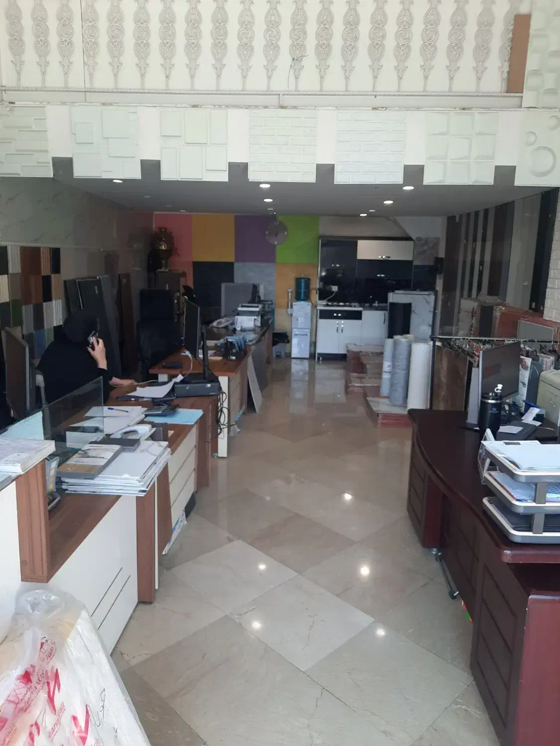 فروشنده خانم|استخدام بازاریابی و فروش|اسلامشهر, شهرک مفیدی|دیوار