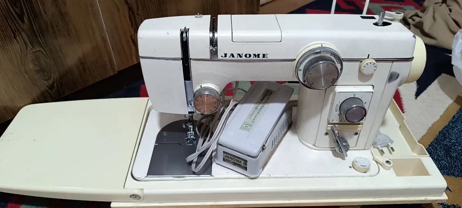 چرخ ژانومه 802|چرخ خیاطی و ریسندگی|یاسوج, |دیوار