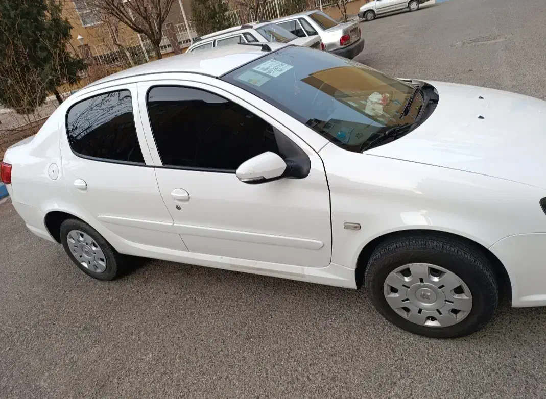 رانا پلاس ۱۴۰۰ بی رنگ|خودرو سواری و وانت|قم, میرزائیه|دیوار