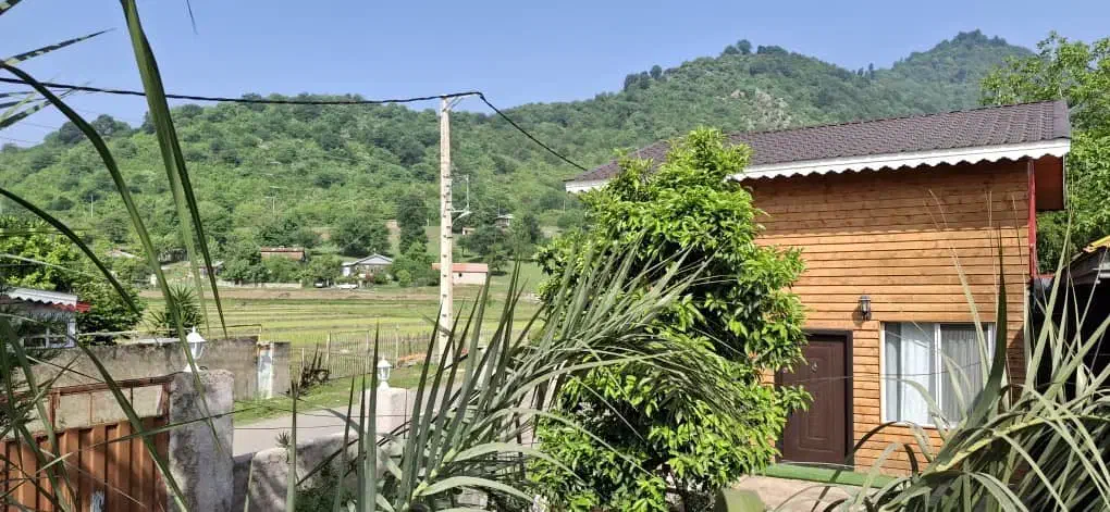 (الیاس) کلبه دوخوابه شیک و نقلی با چشم انداز عالی|اجارهٔ کوتاهمدت ویلا و باغ|ماسال, |دیوار