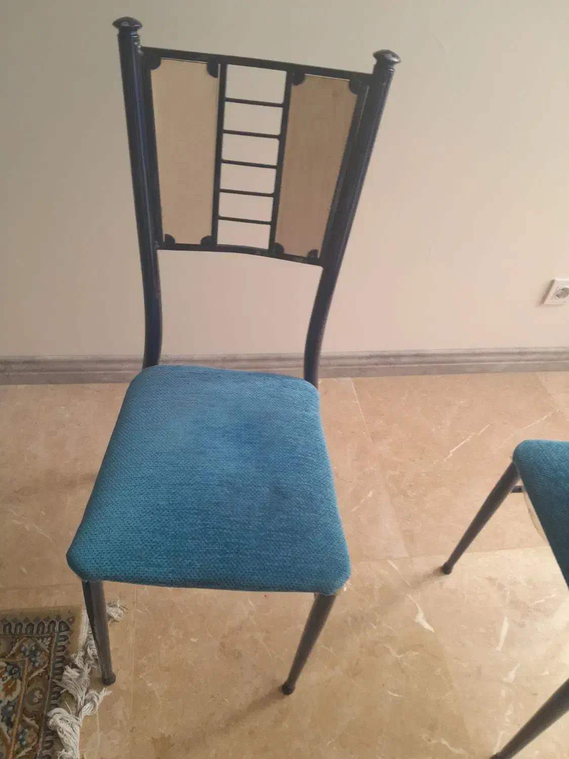 وقت کم عجله کن دوعدد صندلی و یک عدد میز|میز و صندلی غذاخوری|تهران, کوی بیمه|دیوار