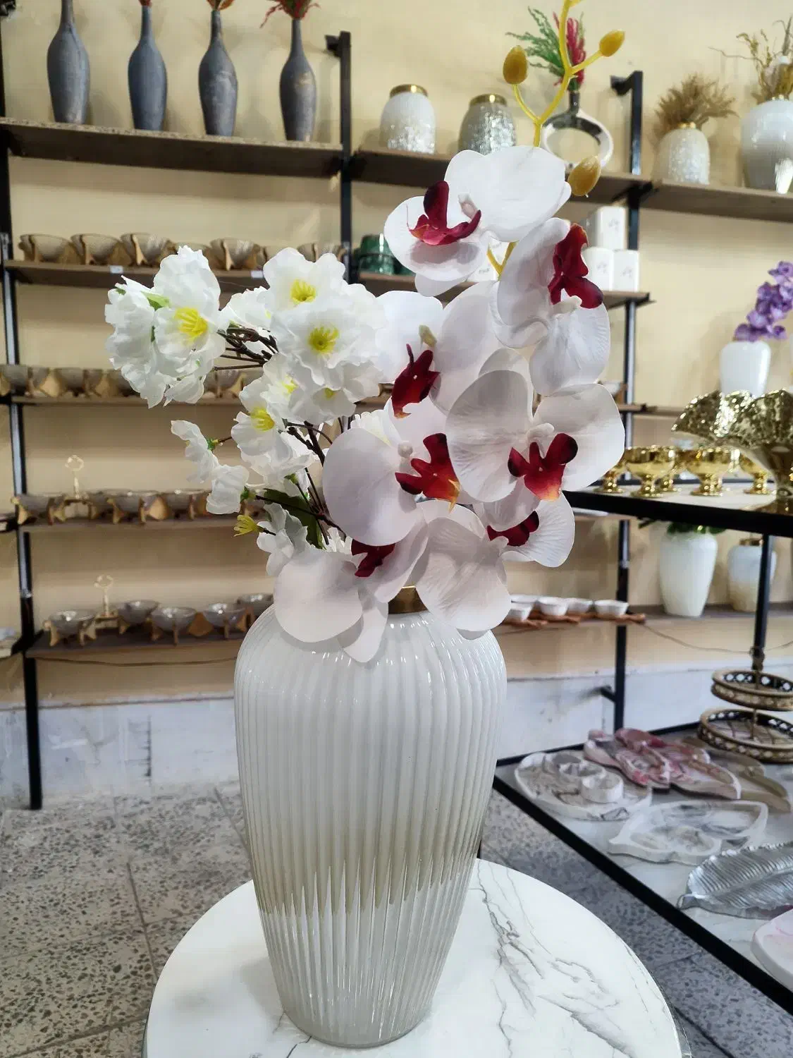 گلدان دکوراسیونی|گل مصنوعی|الیگودرز, |دیوار