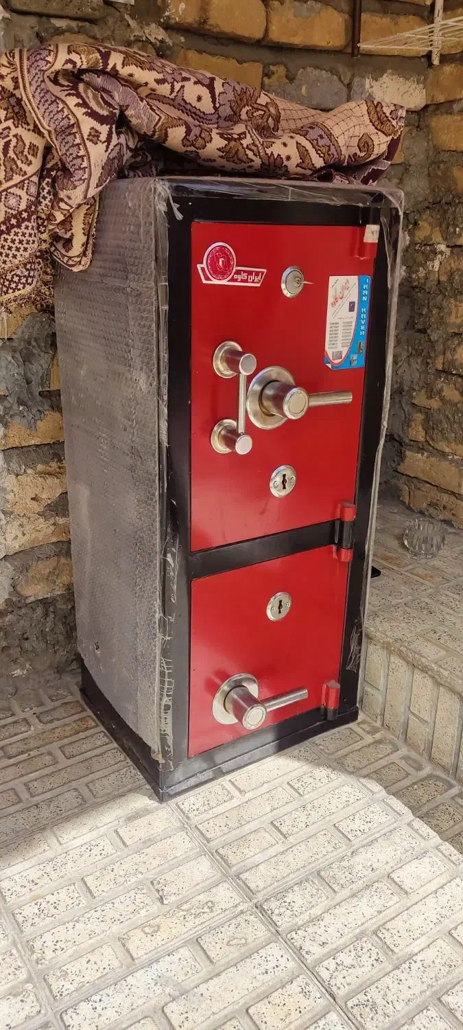 گاوصندوق نو جوانرود|ابزارآلات|جوانرود, |دیوار