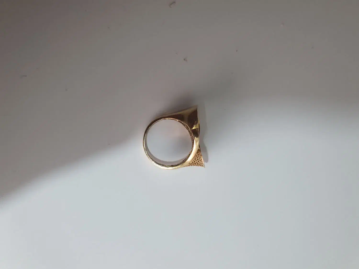 انگشتر طلا|جواهرات|دوگنبدان, |دیوار