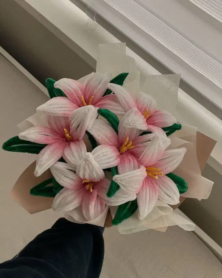 گل لیلیوم دست ساز برای یلدا ولنتاین روز پدر|گل مصنوعی|تبریز, |دیوار