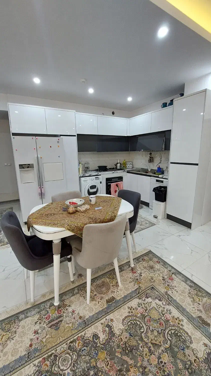 اپارتمان ۱۴۸متر ((روبنما و افتاب نوساز)) شهرک بعثت|فروش آپارتمان|مشکین‌دشت, |دیوار