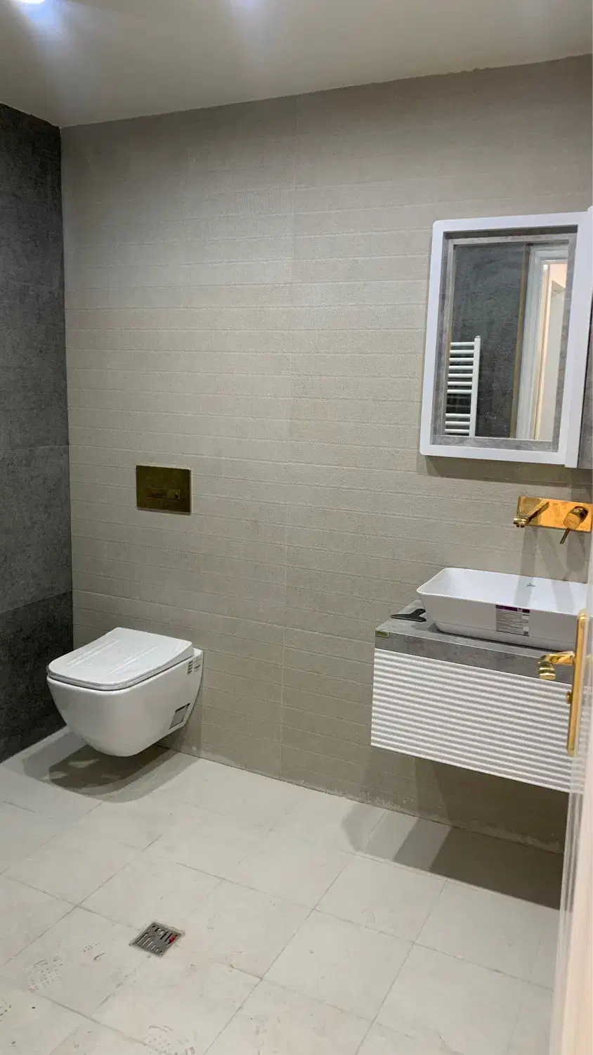 ۱۰۰ مترکلیدنخورده پیامبرمرکزی