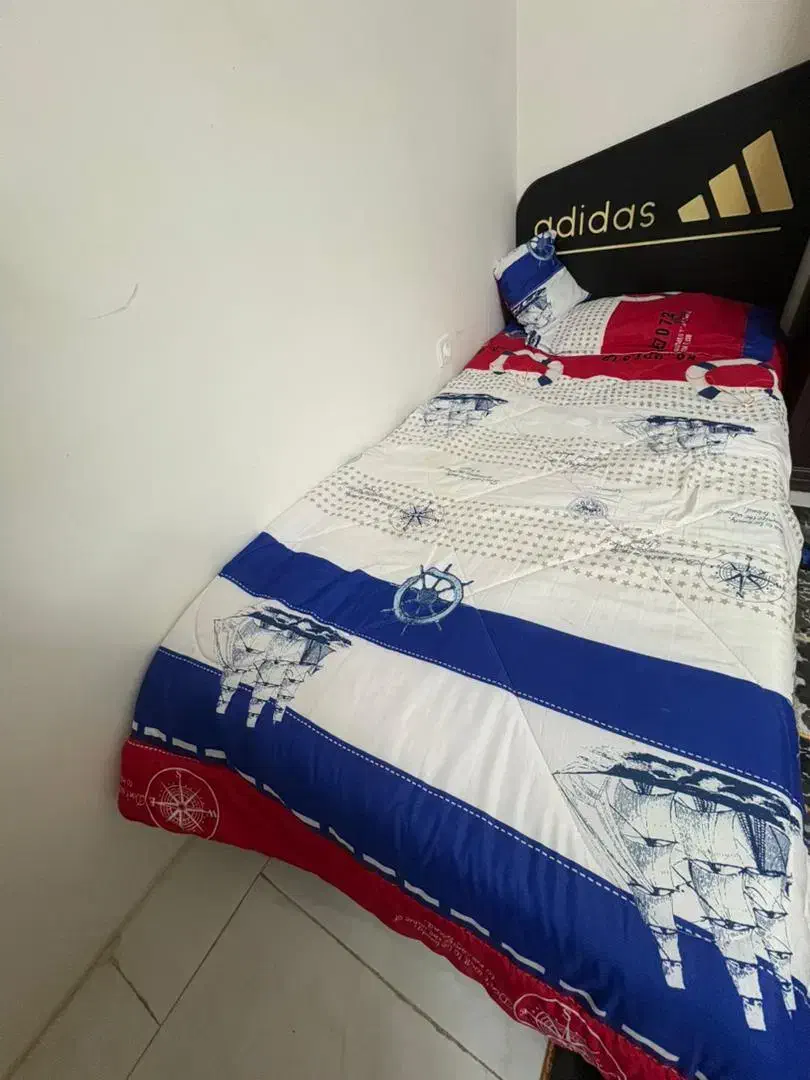 تخت نوجوان|تخت و سرویس خواب|دماوند, گیلاوند|دیوار