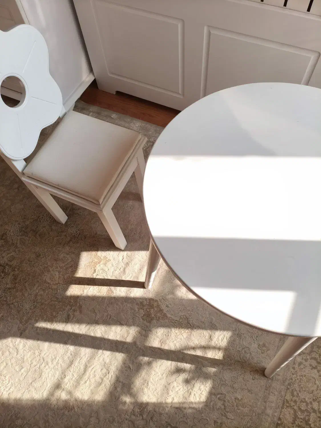 میز و صندلی کودک.. چوبی بامبینو|اسباب و اثاث بچه|تهران, دبستان|دیوار