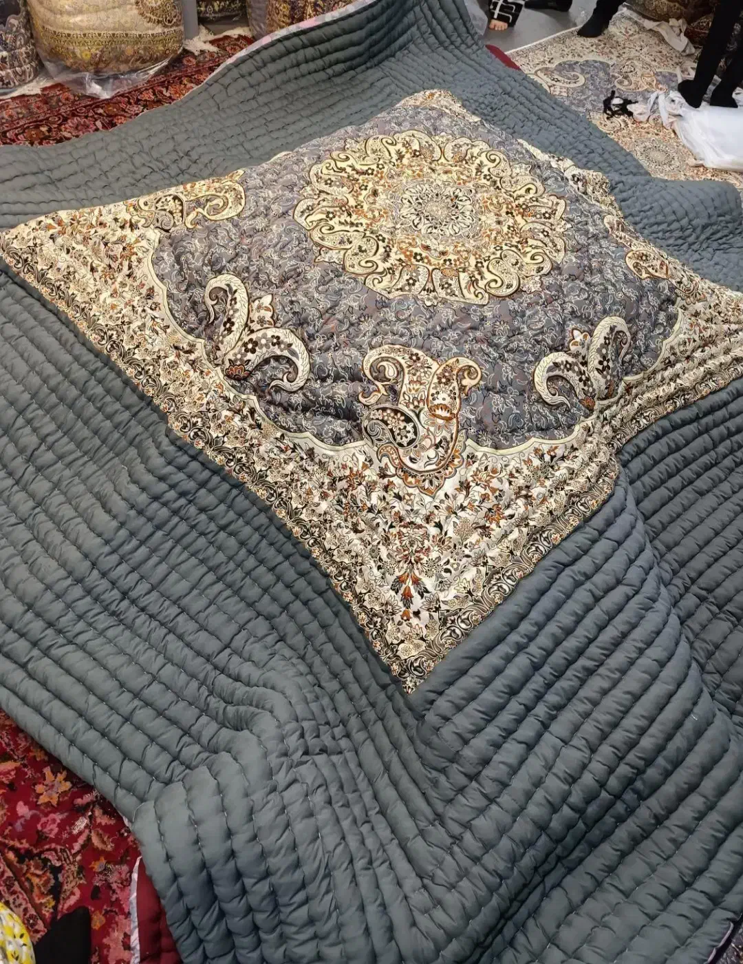 لحاف کرسی پشمی مدل براتوک استرالیا 4 در 4 متر مربع|رختخواب، بالش، پتو|تهران, شهرک ولیعصر جنوبی|دیوار