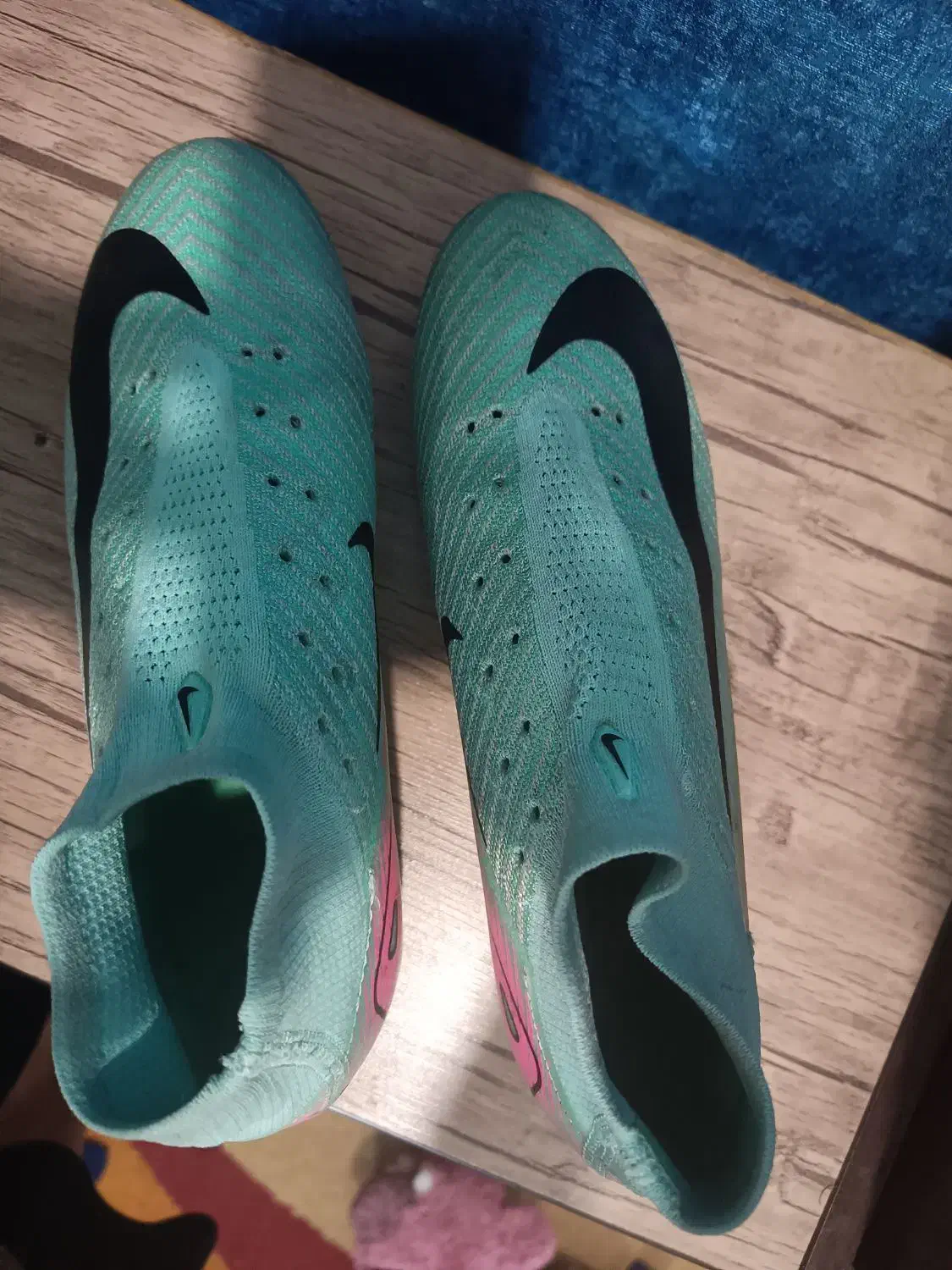 کفش چمن فوتبالی حرفه ای|کیف، کفش، کمربند|اهواز, زیتون کارمندی|دیوار