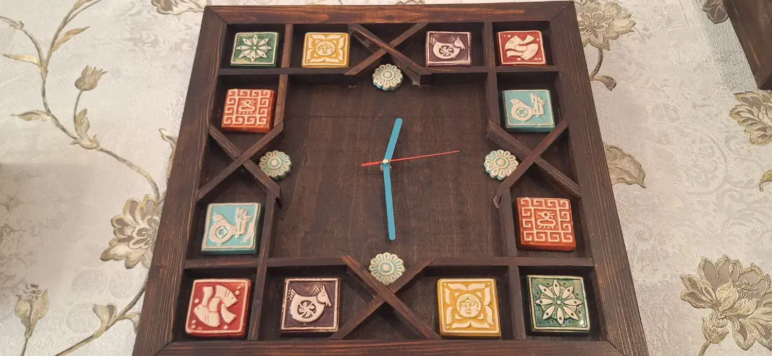 ساعت دیواری چوبی همراه باکس|ساعت دیواری و تزئینی|اصفهان, سرتاوه|دیوار