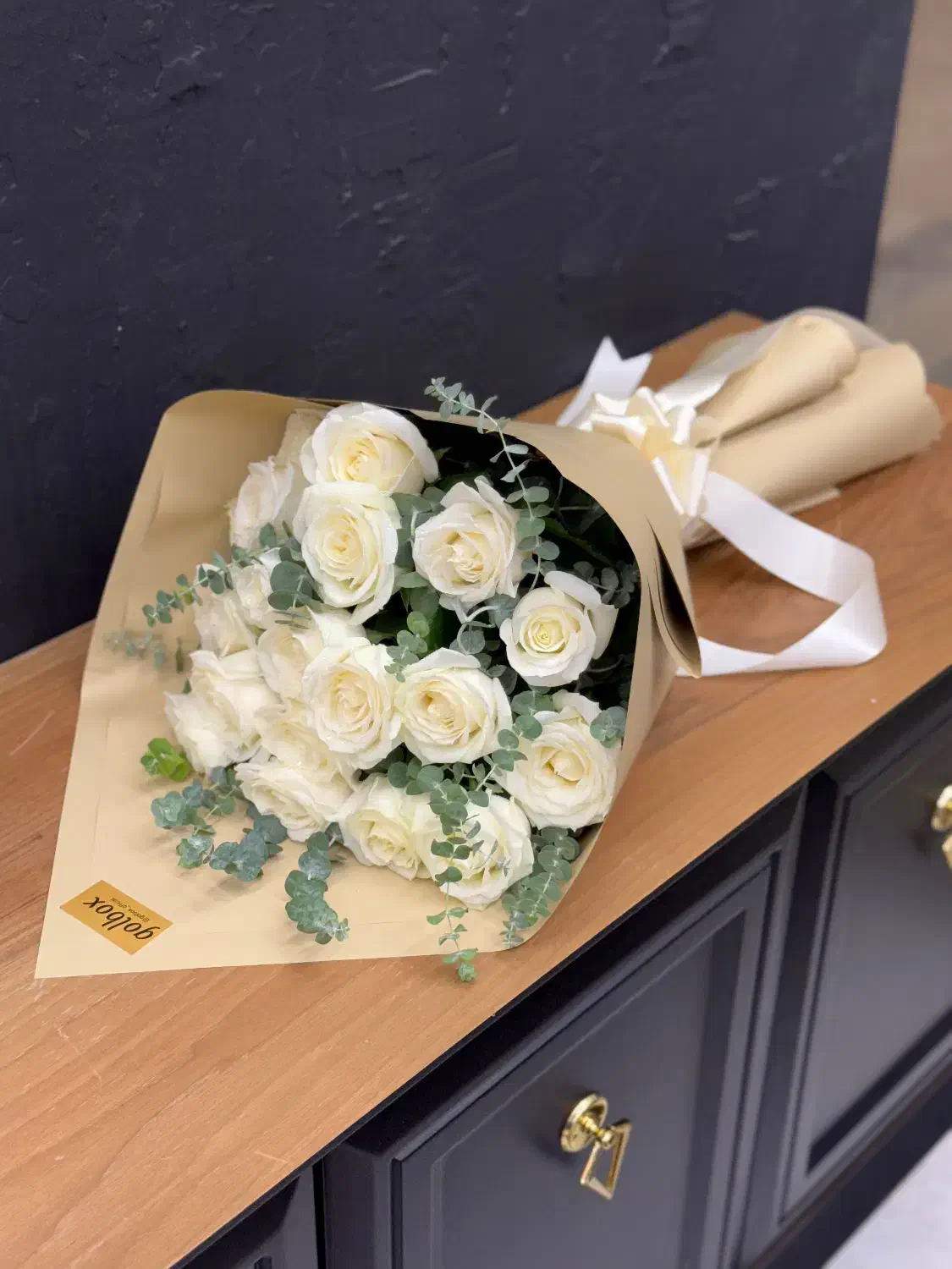 گلفروشی دسته گل رز قرمز هلندی|گل و گیاه طبیعی|تهران, شهرک غرب|دیوار