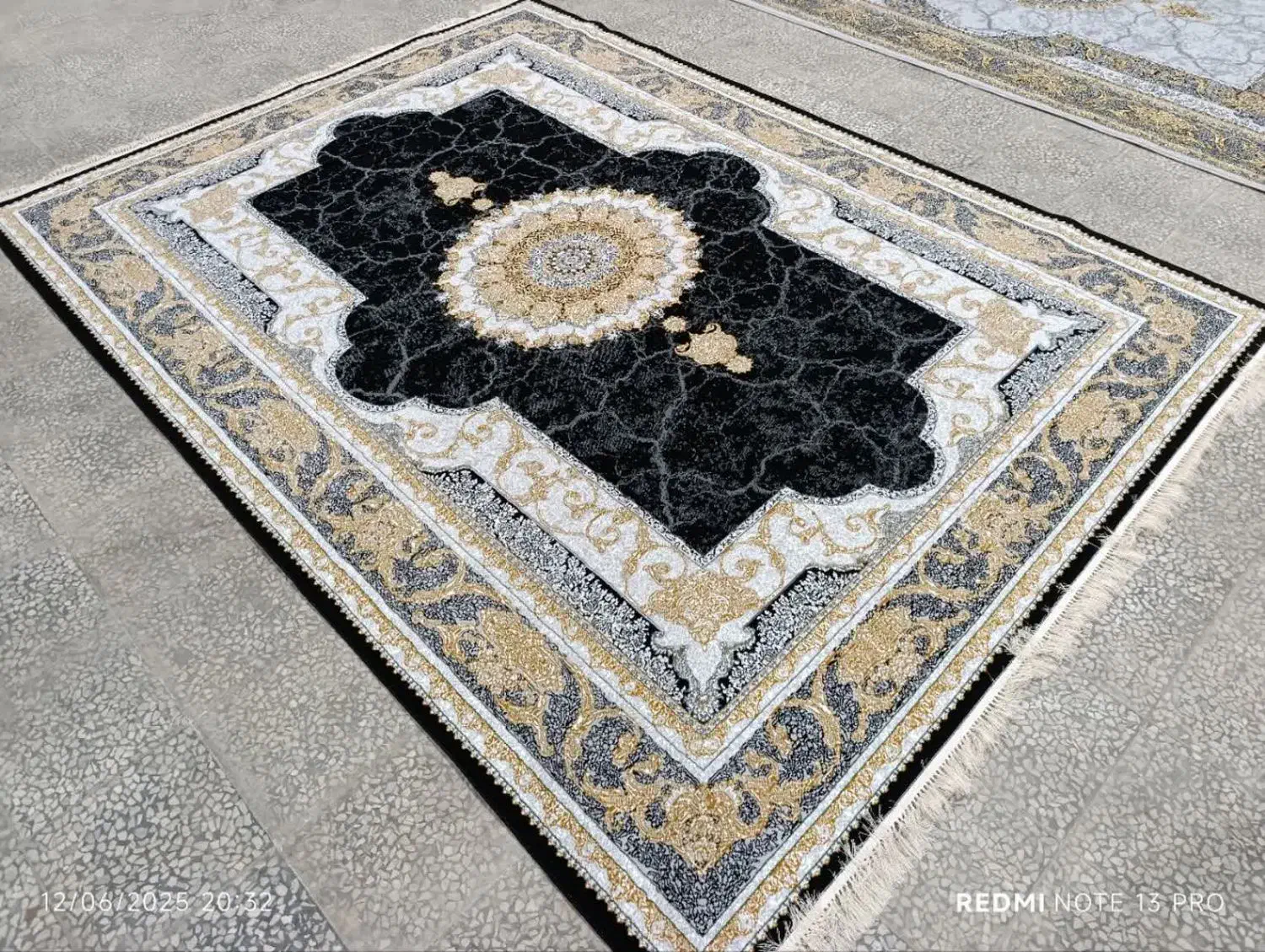 فرش خوب جنس خوب|فرش|سلماس, |دیوار