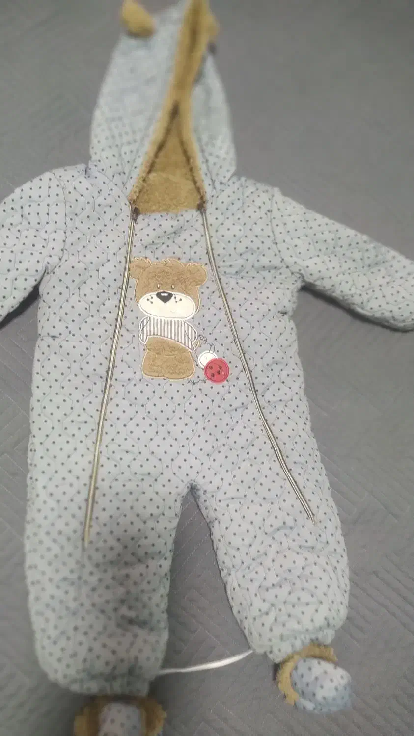 سرهم بچه|کفش و لباس بچه|بانه, |دیوار