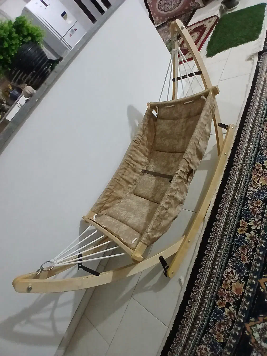 گهواره نو|تخت و صندلی بچه|محمودآباد, |دیوار