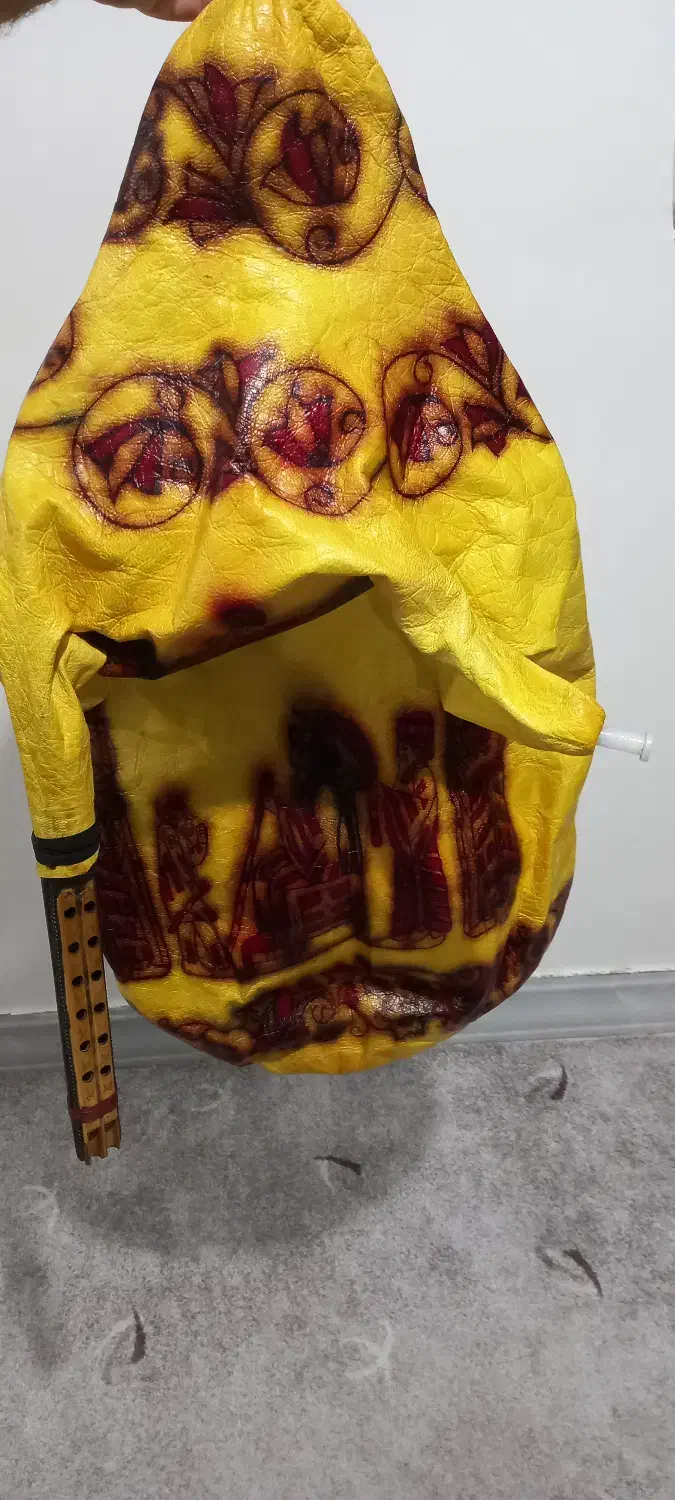 نی انبان|سازهای بادی|لامرد, |دیوار