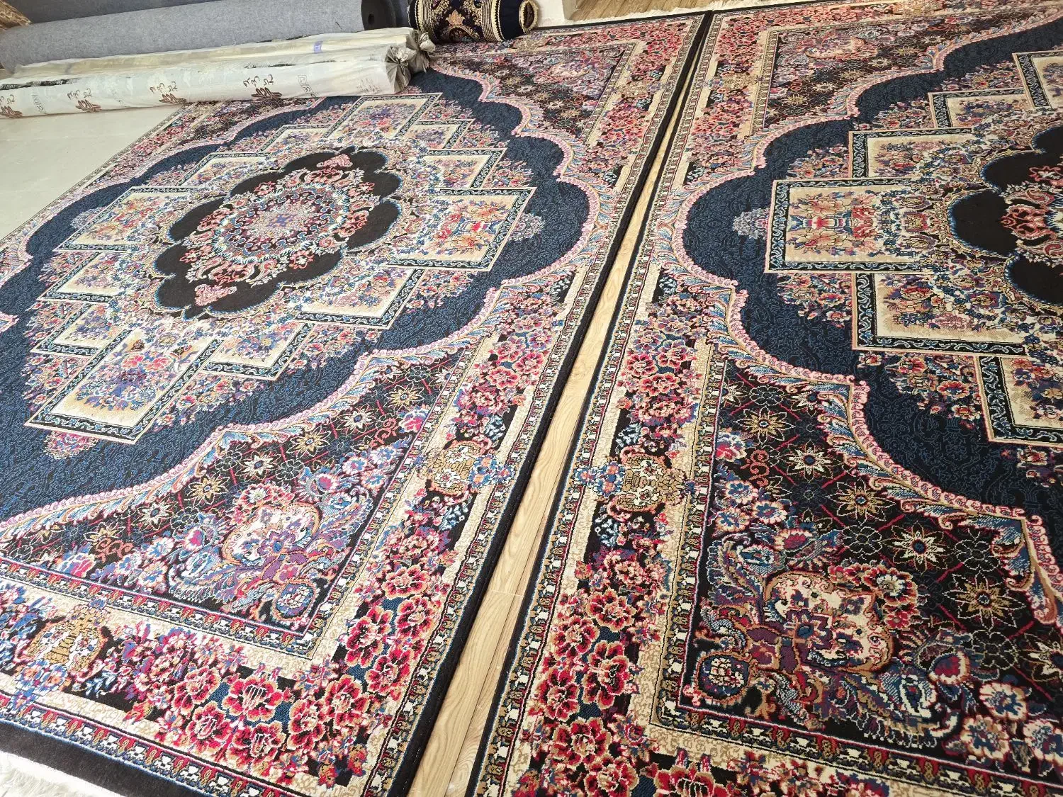 فرش|فرش|دوگنبدان, |دیوار