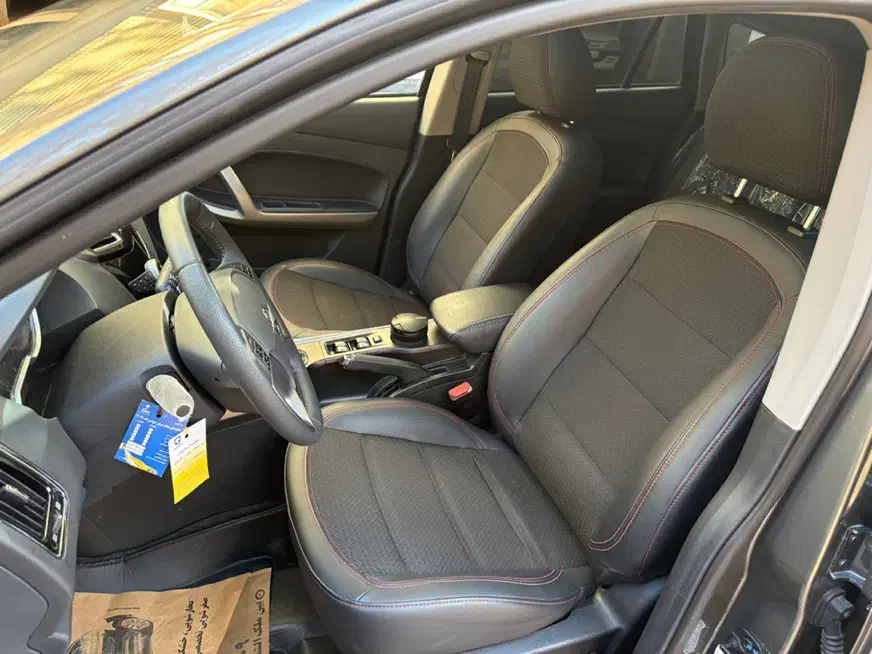 هایما اس ۵ مدل ۱۴۰۲ مشابه صفر گارانتی فعال|خودرو سواری و وانت|مشهد, احمدآباد|دیوار