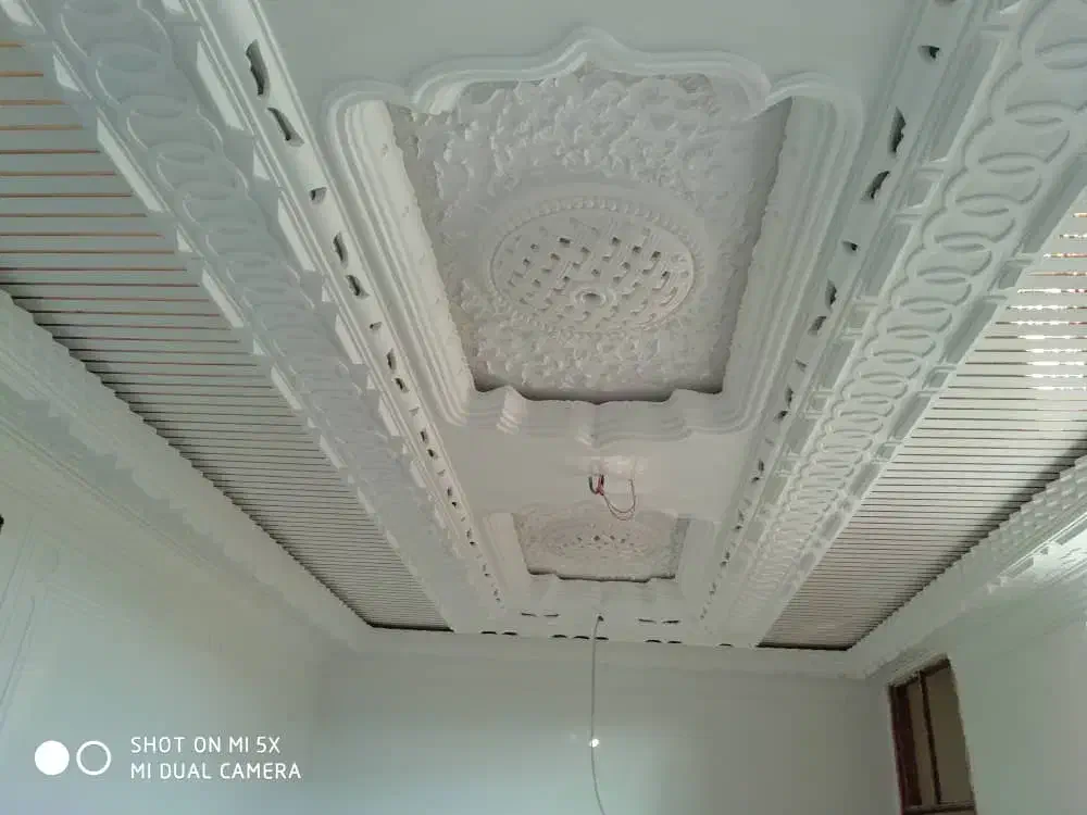 استا گچ کار و لکه گیری هستم|خدمات پیشه و مهارت|چابهار, |دیوار