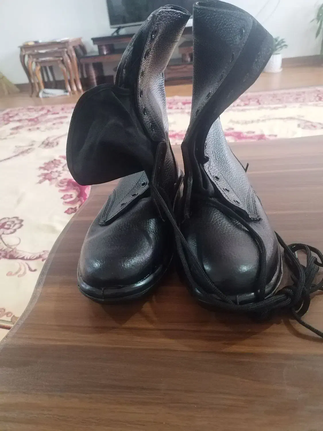 پوتین سربازی|کیف، کفش، کمربند|گرگان, |دیوار