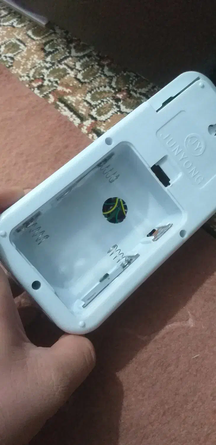 چراغ قوه پر نور|لامپ و چراغ|سنندج, |دیوار