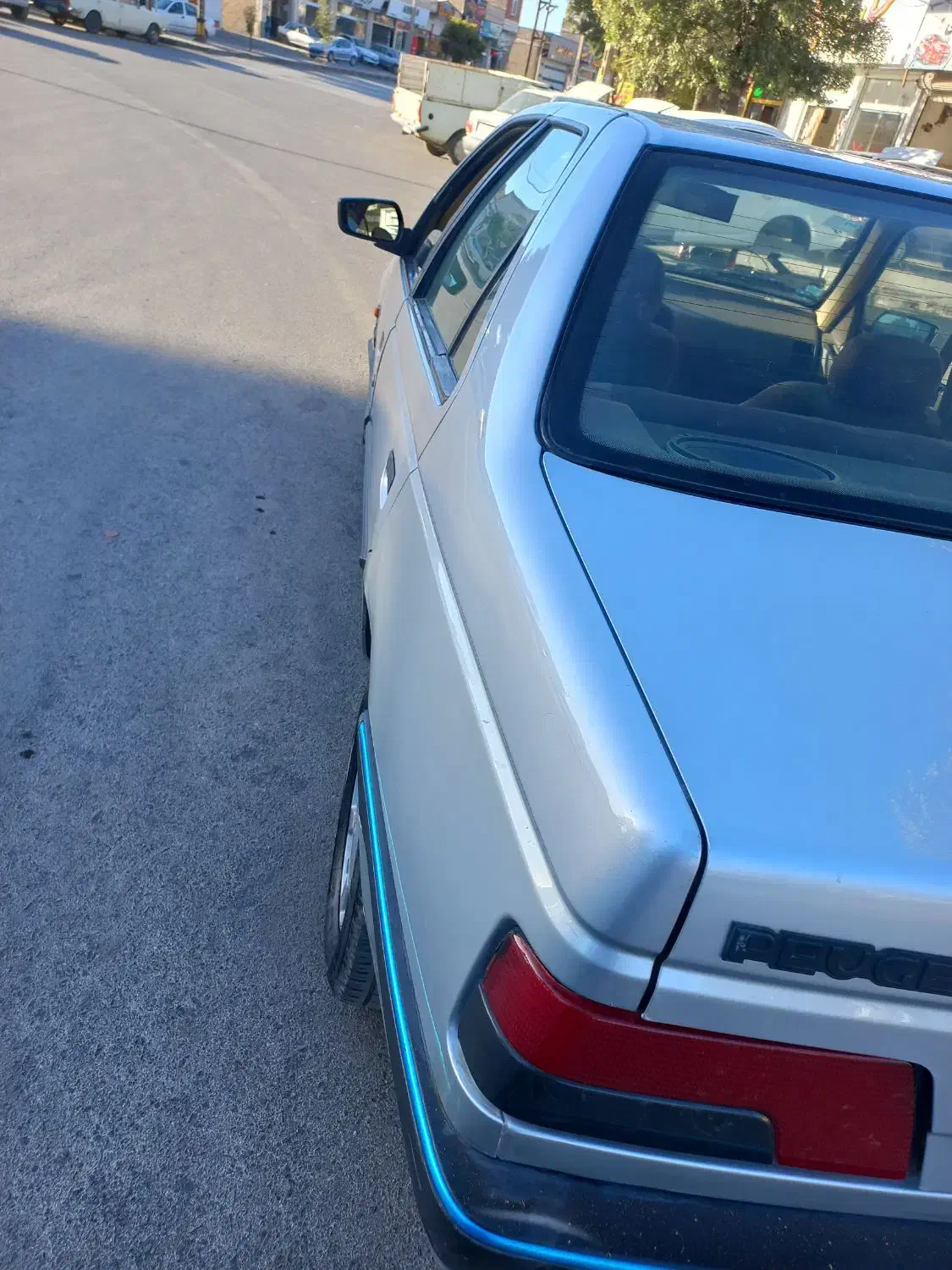 پژو ۴۰۵|خودرو سواری و وانت|ملایر, |دیوار