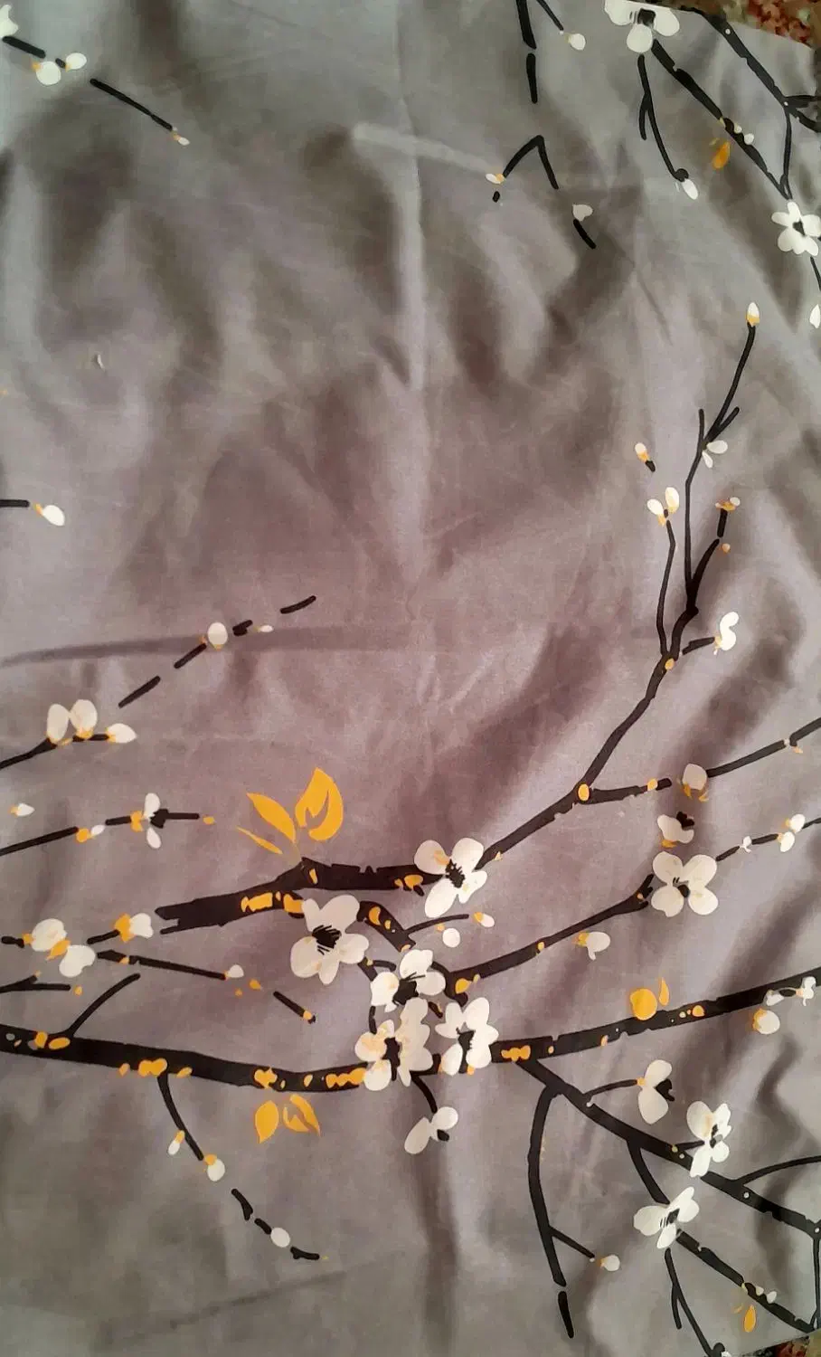 روبالشتی|رختخواب، بالش، پتو|گلبهار, نوبهار|دیوار