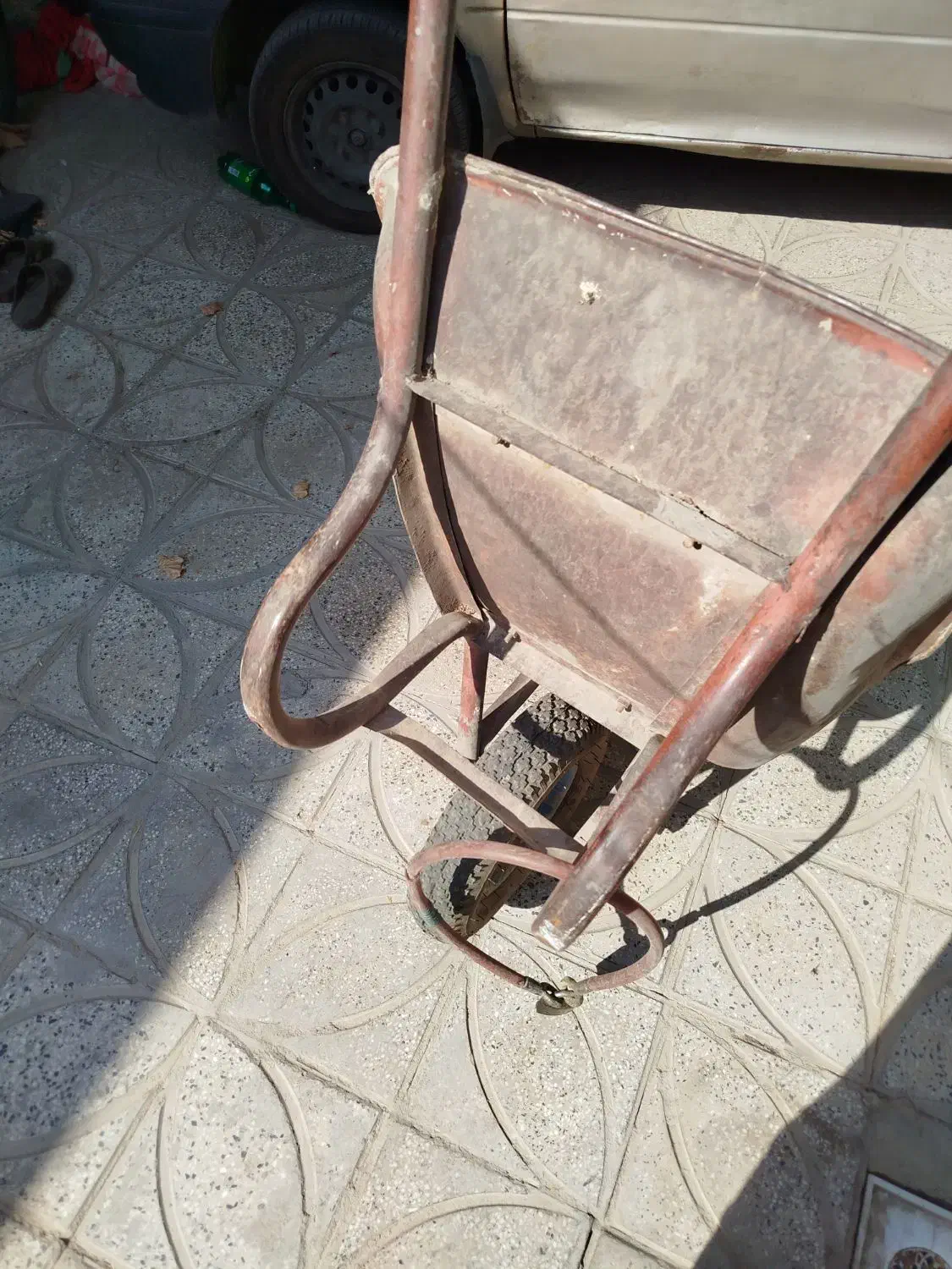 چهارپایه وفرقون|ابزارآلات|اراک, |دیوار