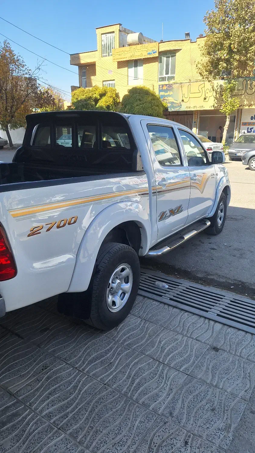 تویوتا هایلوکس|خودرو سواری و وانت|شیراز, حومه شیراز|دیوار