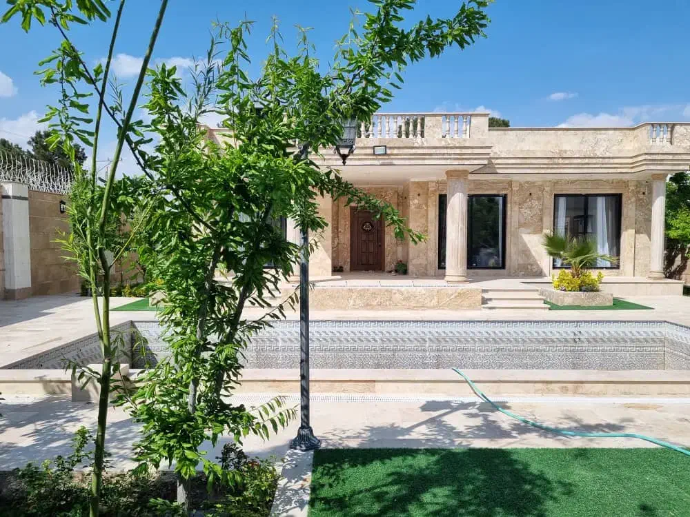 فروش باغ ویلا لاکچری ۸۳۰متر|فروش خانه و ویلا|اصفهان, بهارستان|دیوار