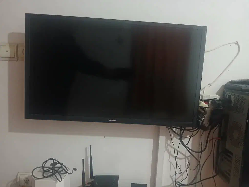 تلویزیون سامسونگ ال ای دی با دوتا باند|تلویزیون و پروژکتور|اهواز, زیتون کارمندی|دیوار