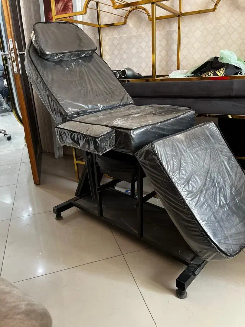 تخت ۳ تیکه مشکی در حد نو|آرایشگاه و سالنهای زیبایی|ری, شهرری|دیوار