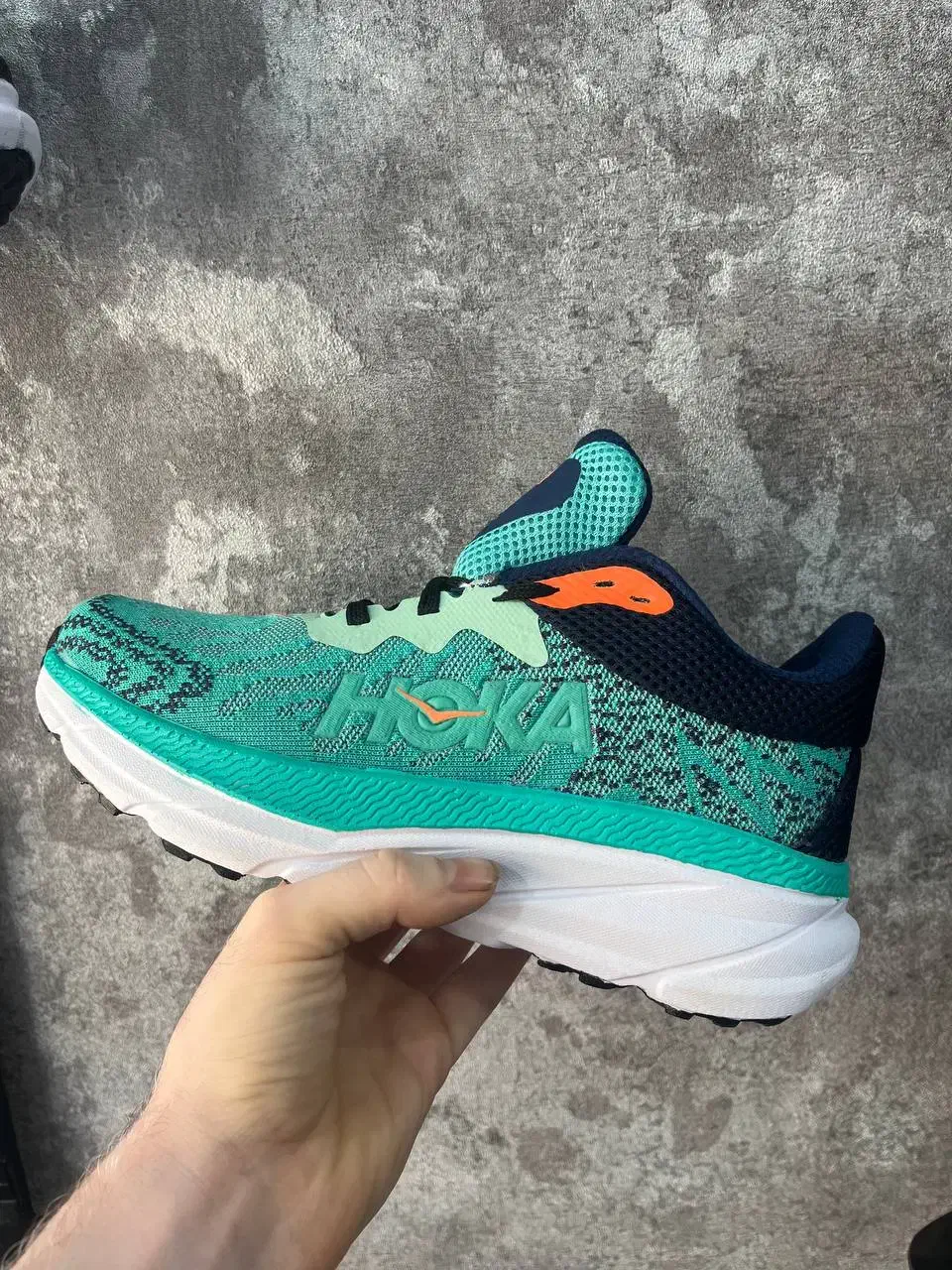 کتونی هوکا فیروزه ای|کیف، کفش، کمربند|رشت, سلیمانداراب|دیوار