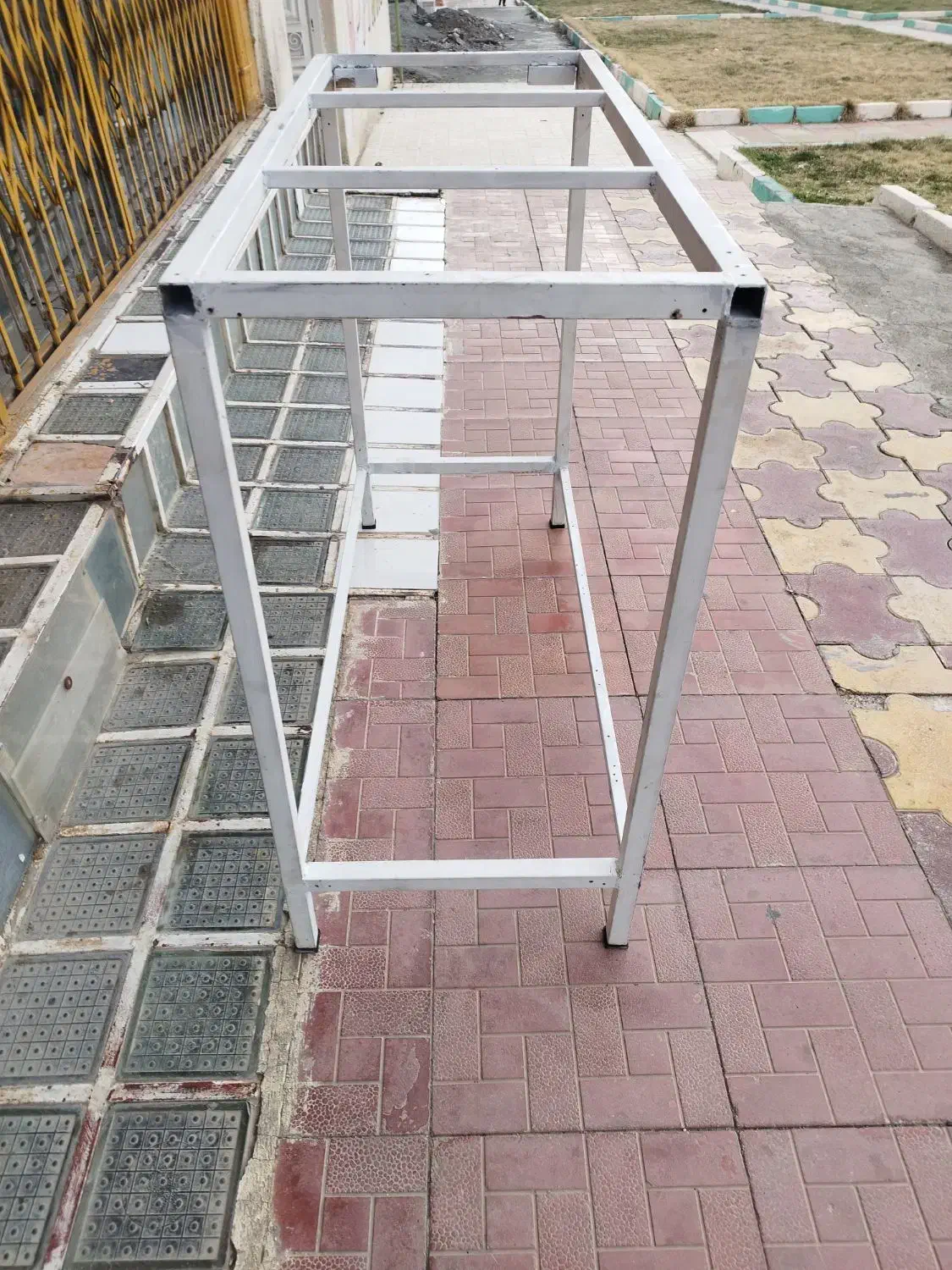 میز آهنی|ماهی|سنندج, |دیوار