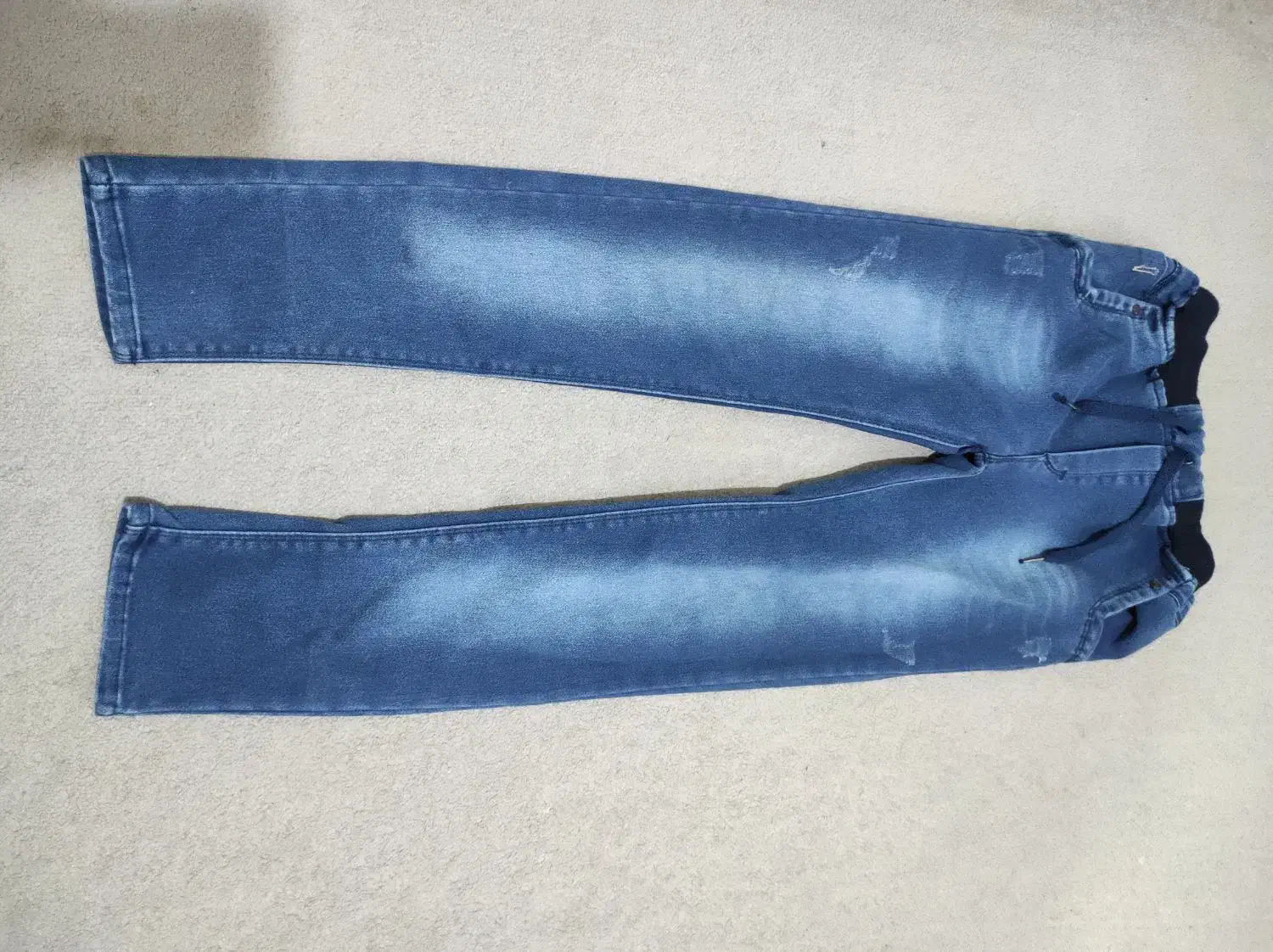 تعدادی شلوار لی نو و سوشرت و لباس کشمیر|لباس|باقرشهر, |دیوار