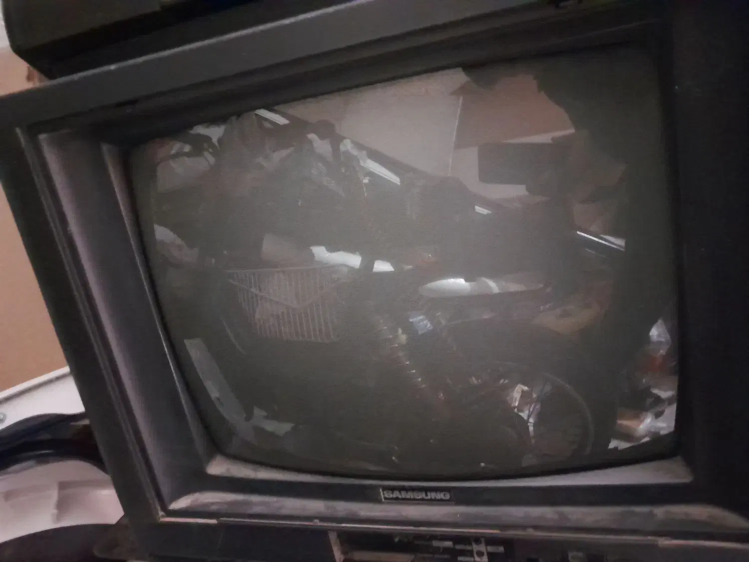 تلویزون سالم|تلویزیون و پروژکتور|قزوین, |دیوار