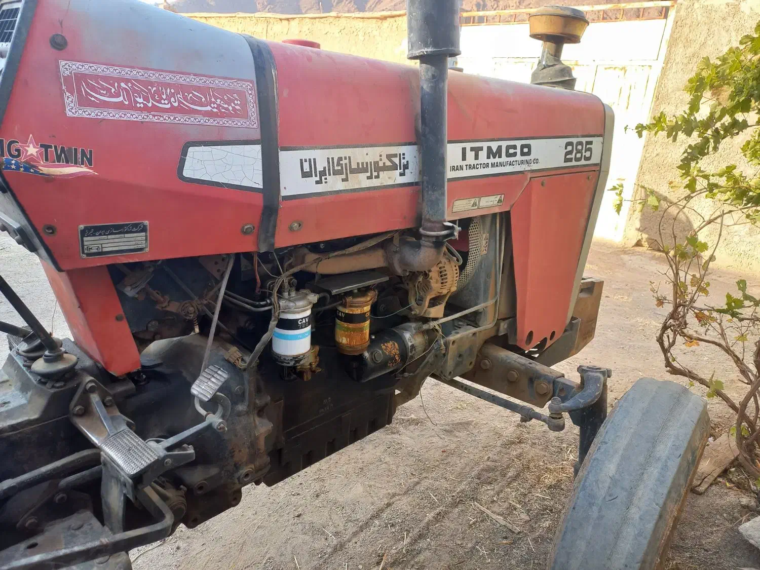 فروش تراکتور مدلهای ۸۶ و۸۷|خودرو سنگین|آباده, |دیوار