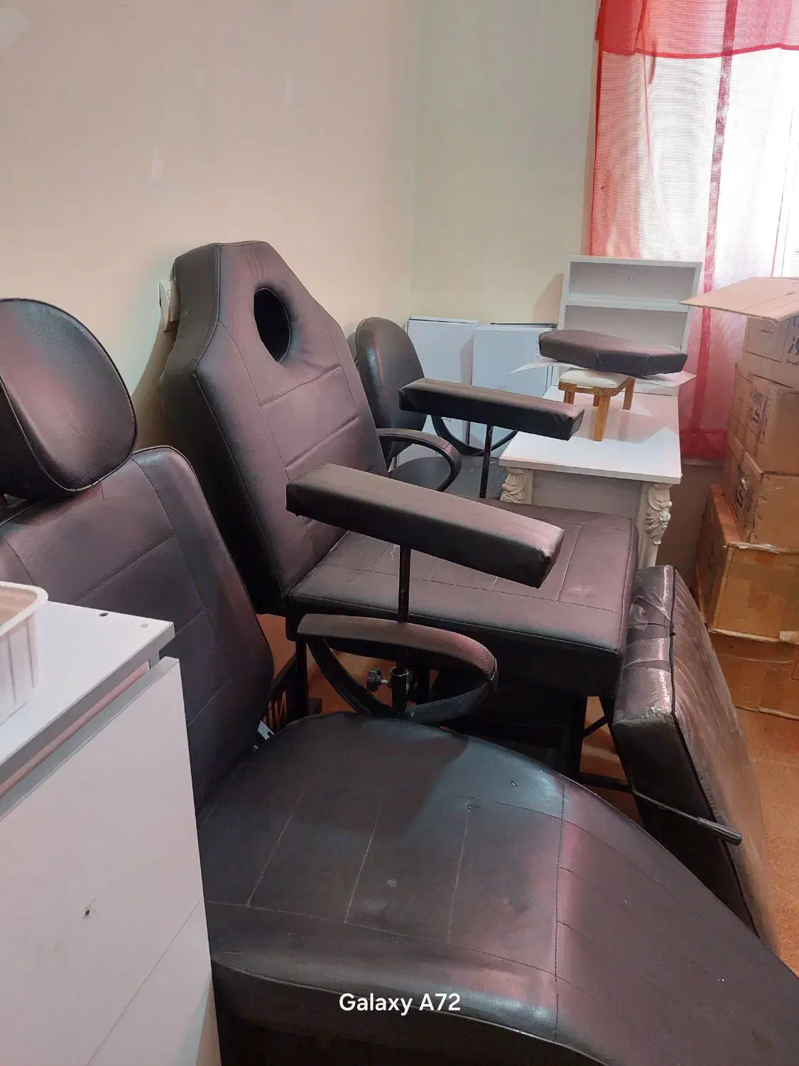 صندلی سالن زیبایی|آرایشگاه و سالنهای زیبایی|محمدیه-قزوین, |دیوار