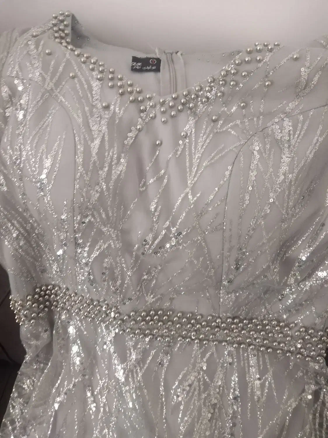 لباس مجلسی|لباس|تربت جام, مسکن مهر|دیوار